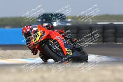 media/Sep-20-2025-TrackDaz (Sat) [[27f0cde673]]/A Group/12pm (Turn 1)/